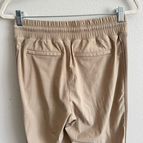 Athleta Brooklyn Textured Jogger in Windowpane Silt Size 2 - Picture 10 of 11